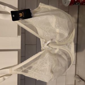 Wacoal bra; new
